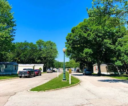 Tuckaway Mobile Home Park and Self Storage