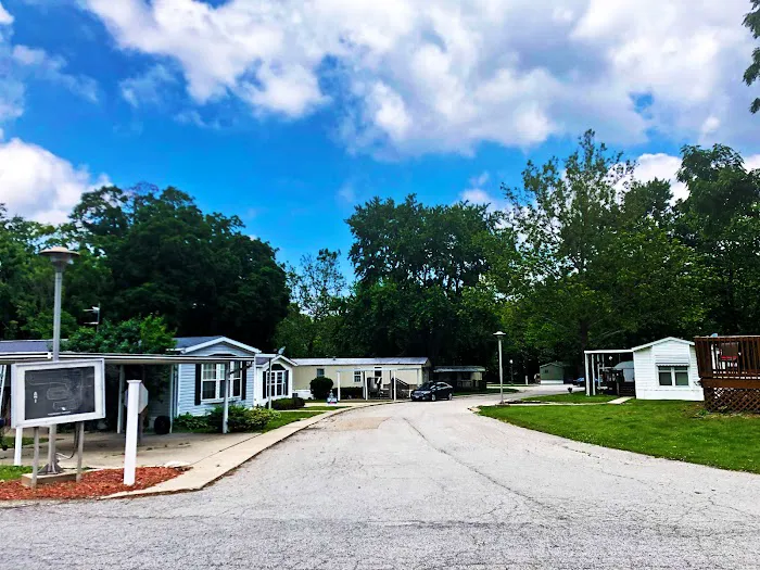 Tuckaway Mobile Home Park and Self Storage 4