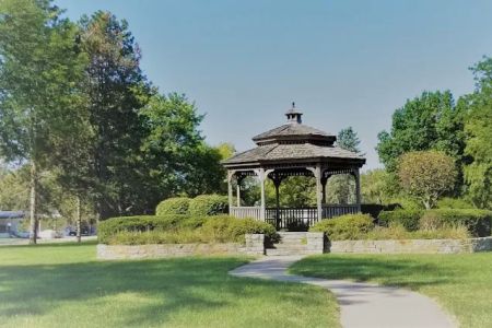 Oak Lawn Estates