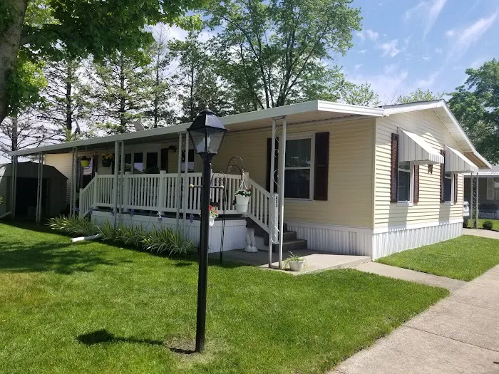 Oak Lawn Estates 10