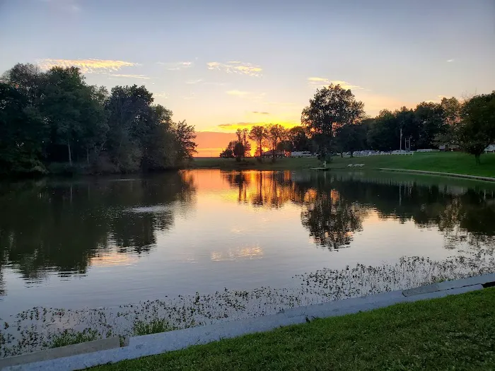 Charlarose Lake & Campground 1