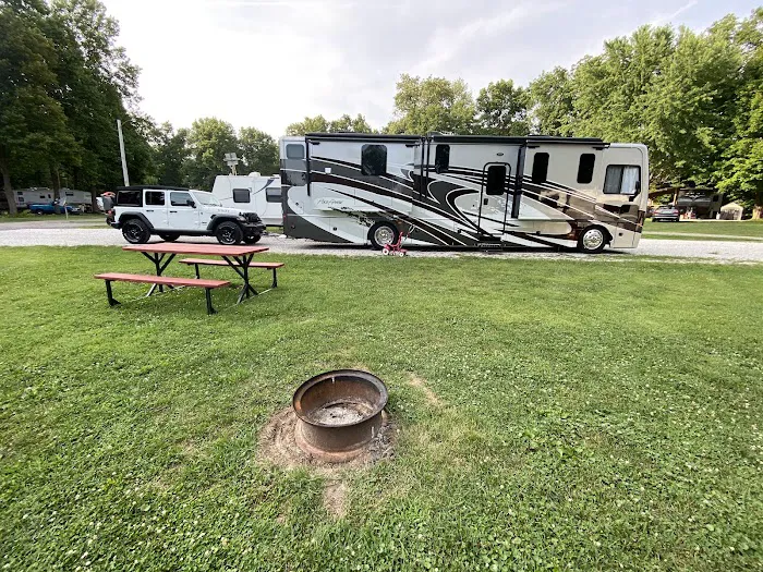 Charlarose Lake & Campground 9