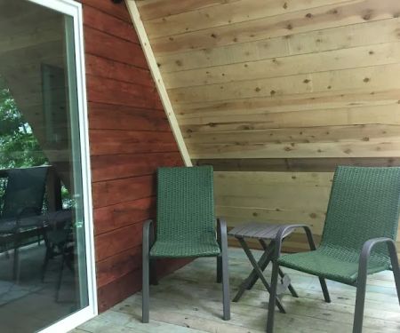 Glacier Hills Rustic Lakefront Cabins