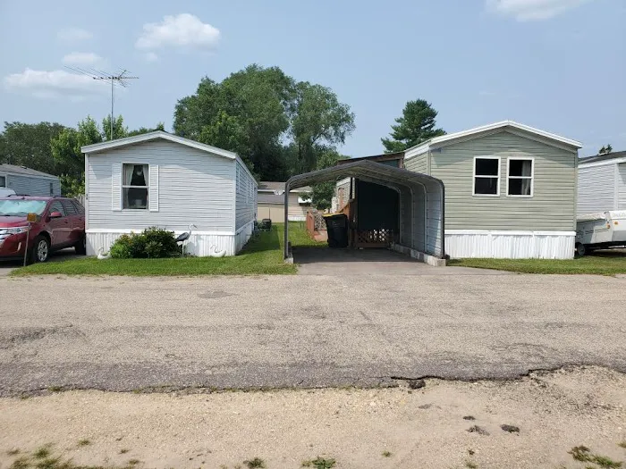 Mazomanie Mobile Home Park 3