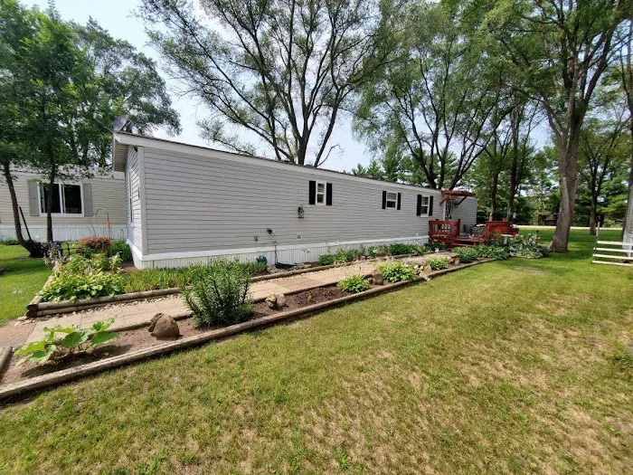 Mazomanie Mobile Home Park 7