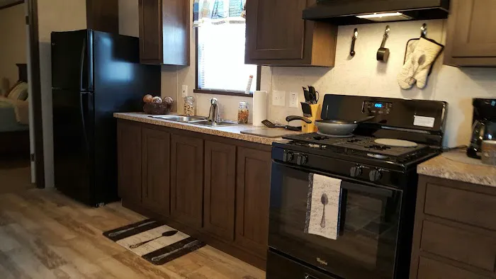 Pinewood Estates 8