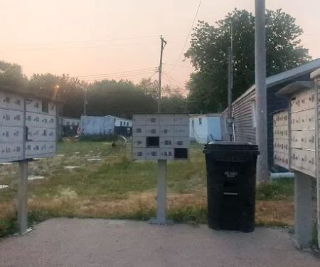 Colona Park Mobile Home Community