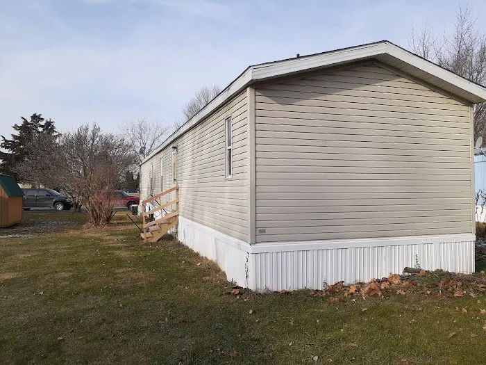 Green Acres Mobile Home Court 9