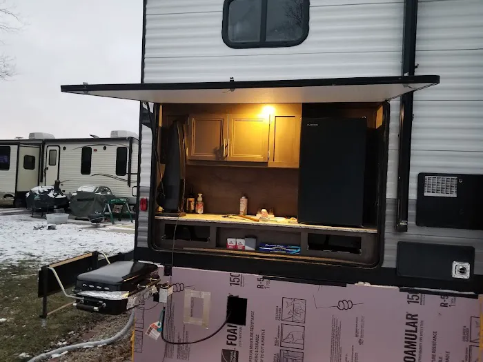 Tom & Carol's RV Park 2