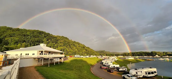 Coconut Cove RV Resort by Rjourney 5