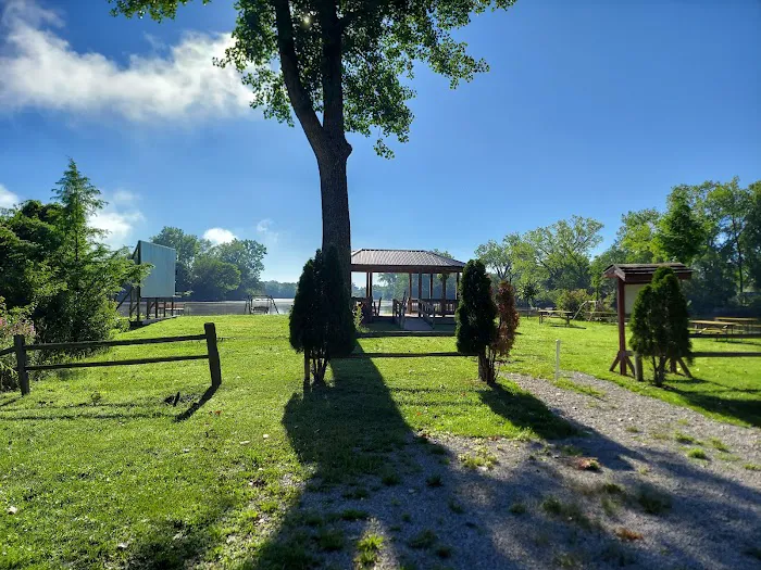 Camelot Campground Quad Cities 4