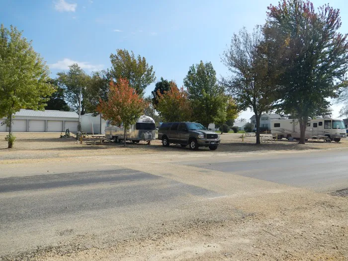 Porth's RV Park & Storage 5