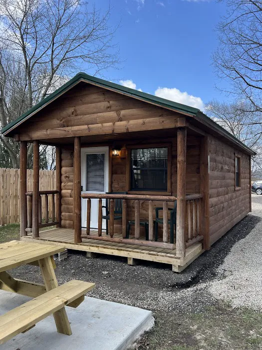 Wonder Woods RV Park and Cabins 8