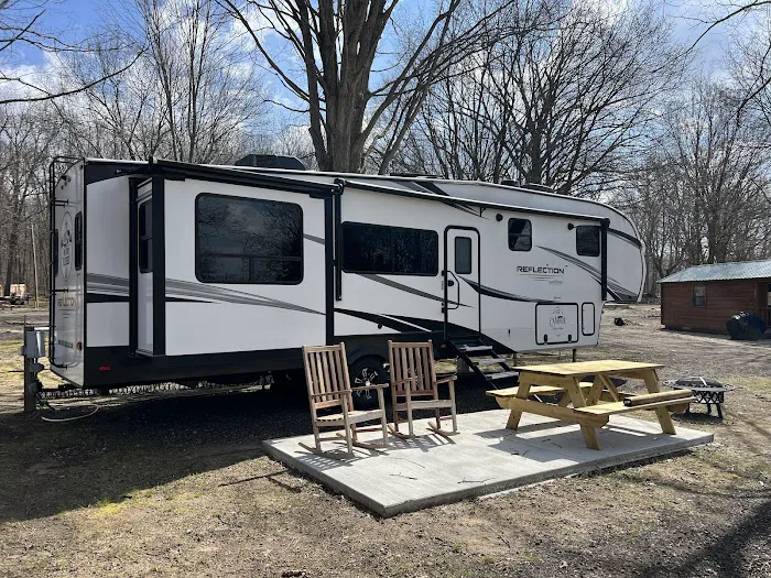 Wonder Woods RV Park and Cabins 9