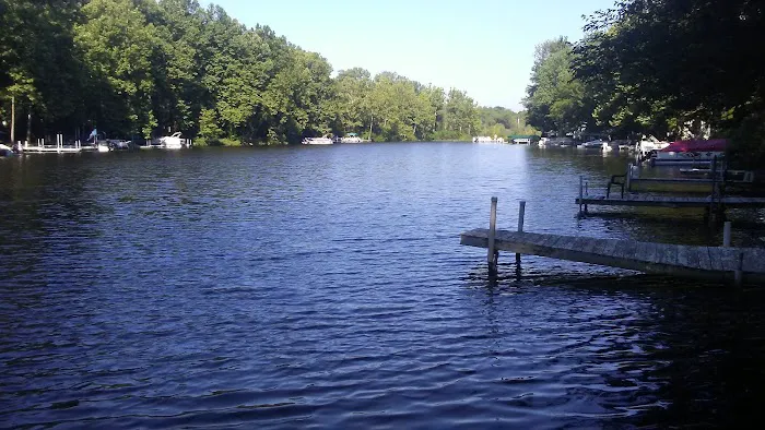 Lake Estates Community 2