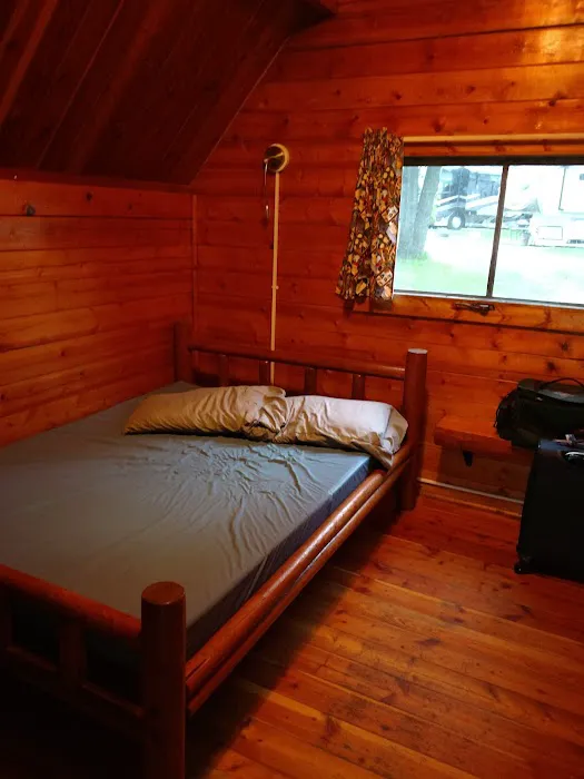 Elkhart Co. / Middlebury KOA Holiday 4