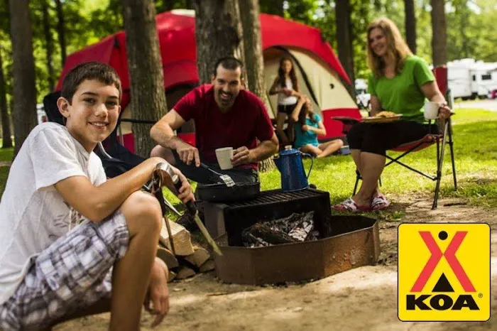 Elkhart Co. / Middlebury KOA Holiday 6