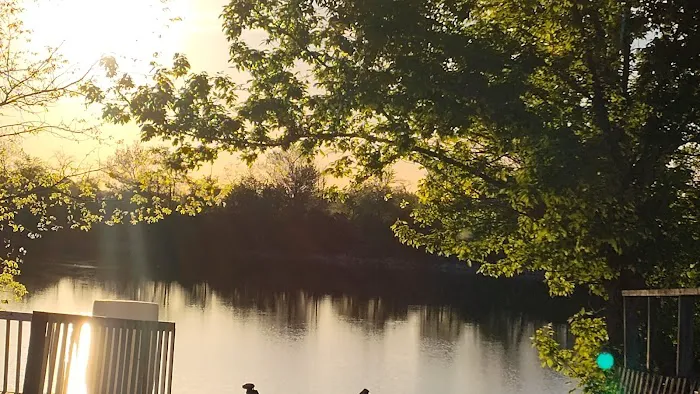 Great Lakes Resort 2