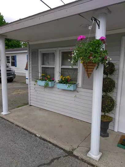 Riley Estates Manufactured Home Community 10