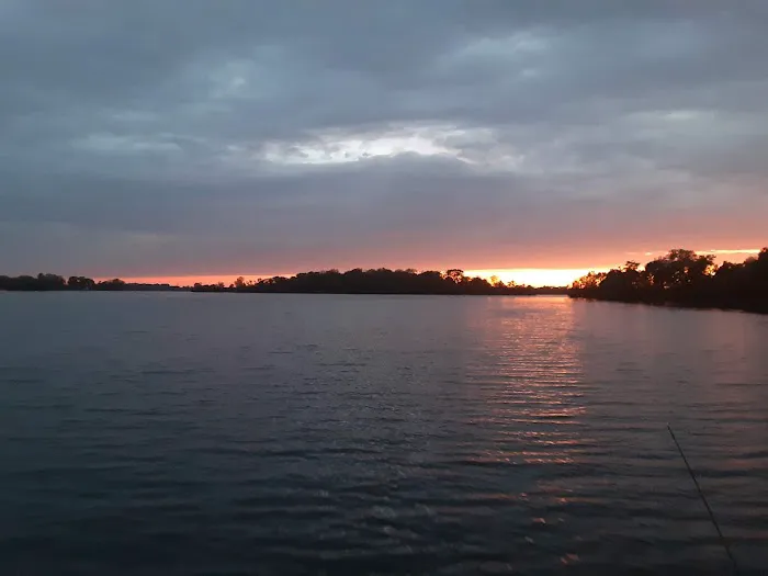 Trailer Island Campground 5