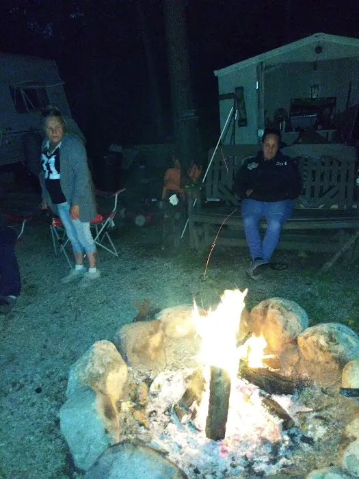 Badger Camp & Resort 9