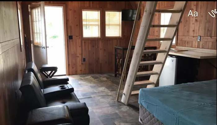 Tiki Beach Resort Rentals on Kettle Moraine Lake 10