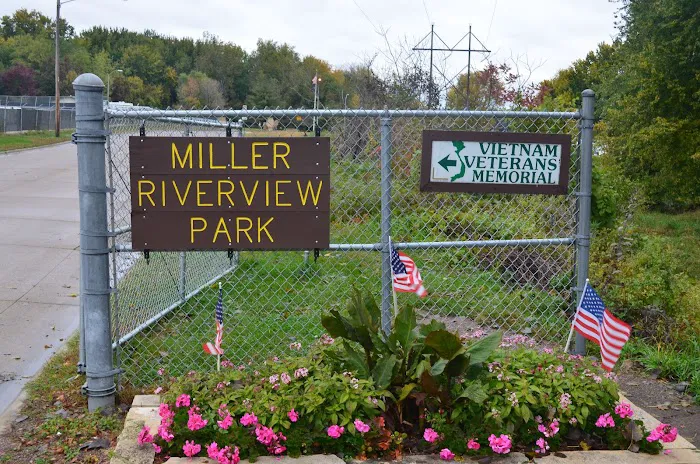 Miller Riverview Park 9