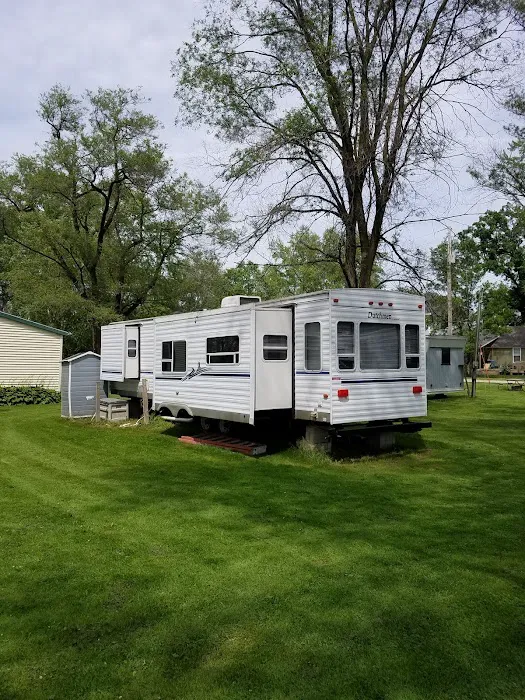 River's End Resort 7