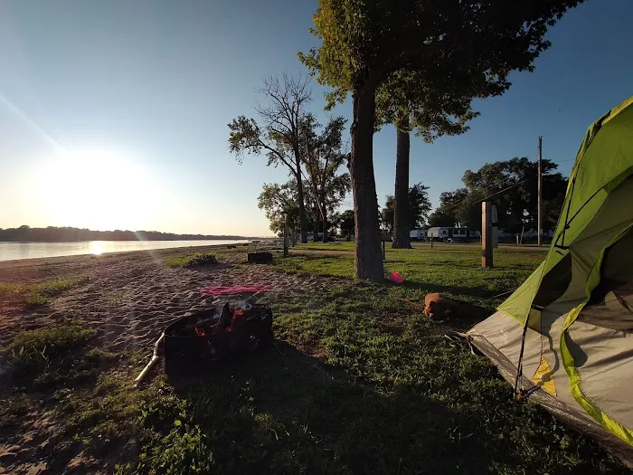 Keithsburg Riverside Campground 4