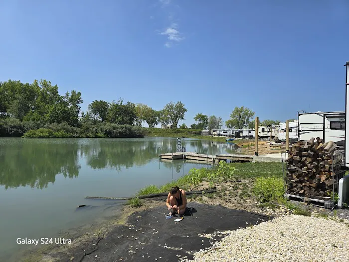 Giant Goose Ranch 3