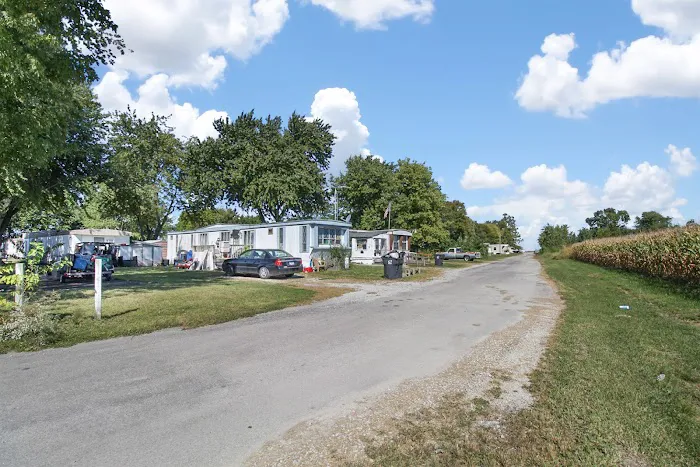Lakeland Estates Mobile Home and RV Park 3