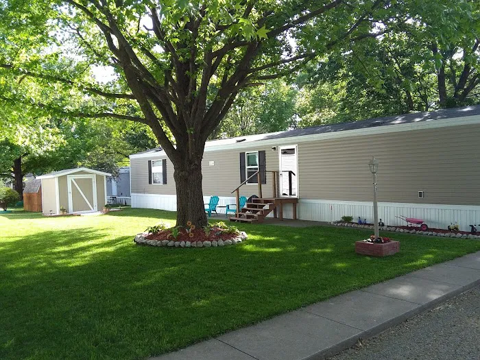 Longacre Estates Manufactured Home Community 9