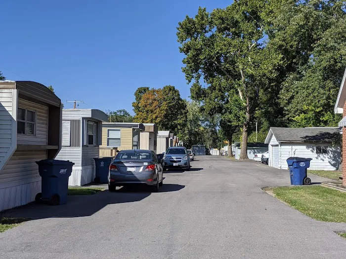 Sunset Park Mobile Home Community 6