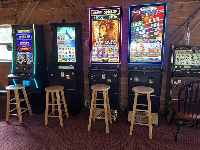 Lakeview Campground & Bar 5