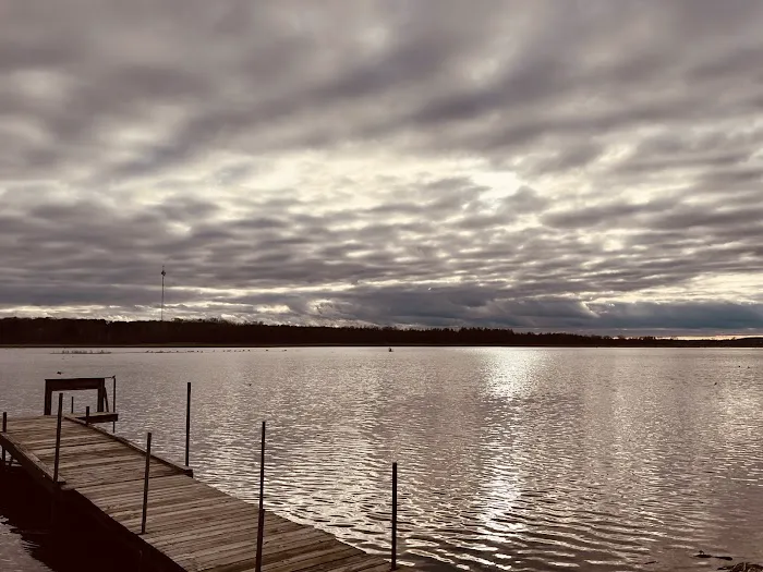 Lakeview Campground & Bar 8