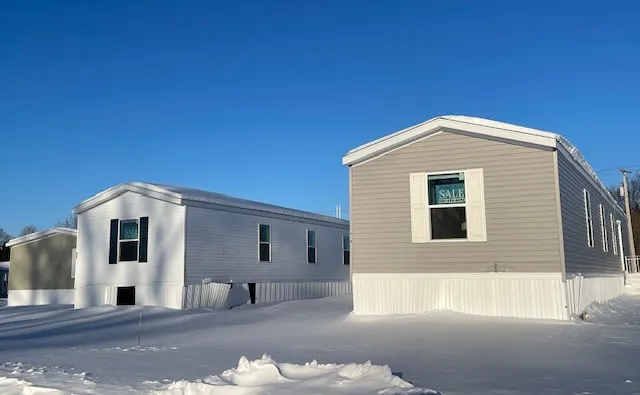 Riverlane Mobile Home Community 3