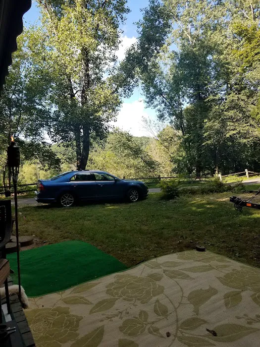 Mississippi Bend Campground & R.V. Park 10