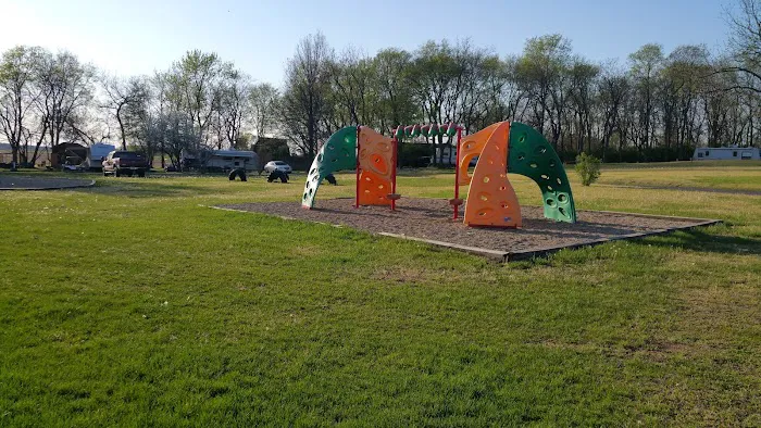 Evening Star Camping Resort 6