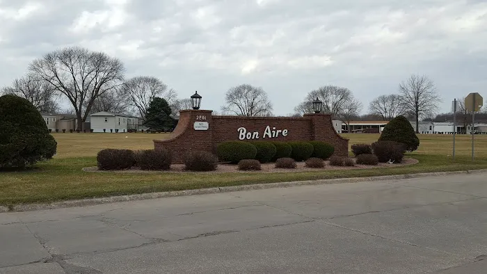 Bon-Aire Mobile Home Lodge 5