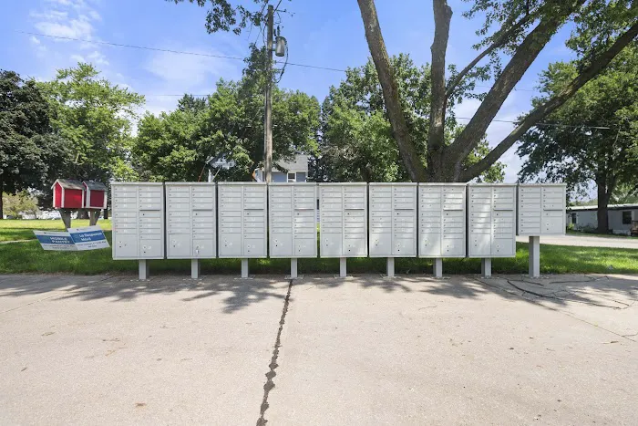 Iowa River Mobile Home Community 4