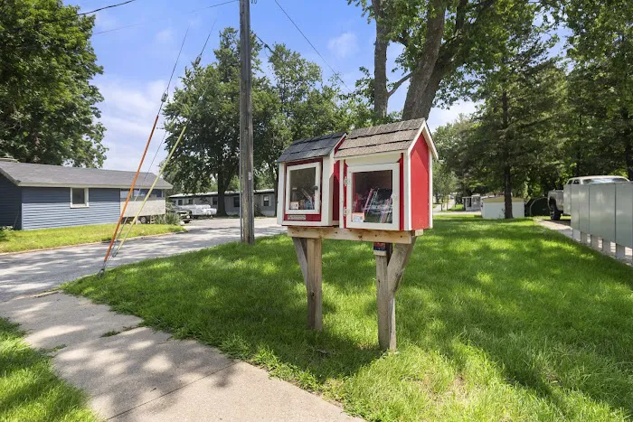 Iowa River Mobile Home Community 5