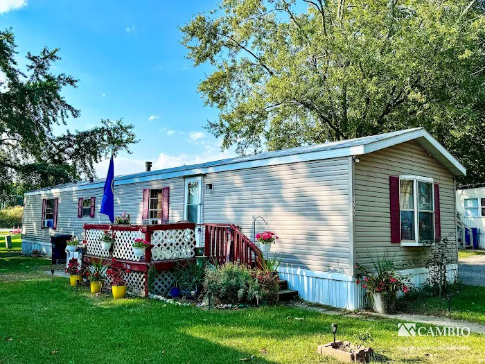 Colonial Manor Manufactured Home Community 9