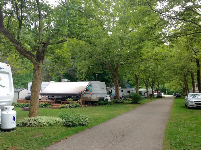 TriPonds Family Camp Resort 4