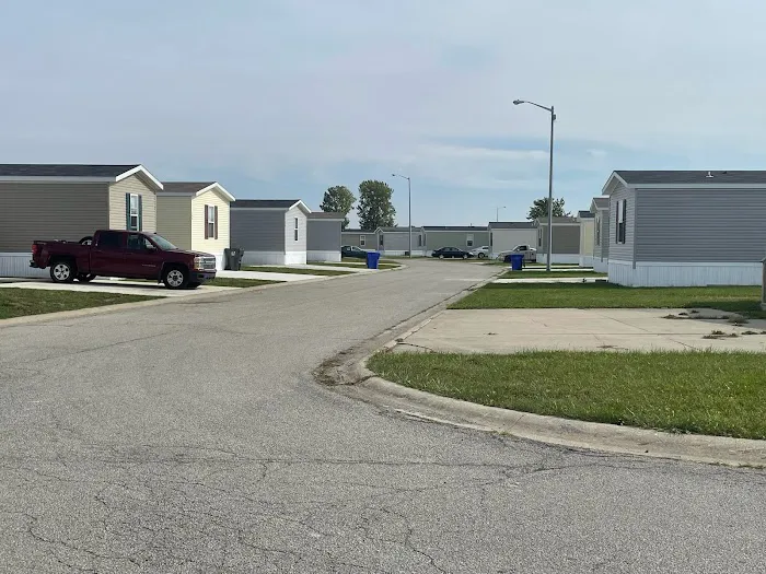 Woodlake Estates Manufactured Home Community 10