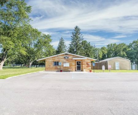 White Oaks Mobile Home Comm