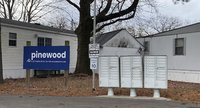 Pinewood Mobile Home Community 2