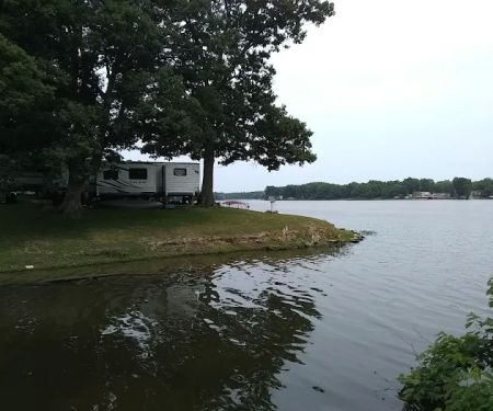 Lake Mattoon Campground & Marina