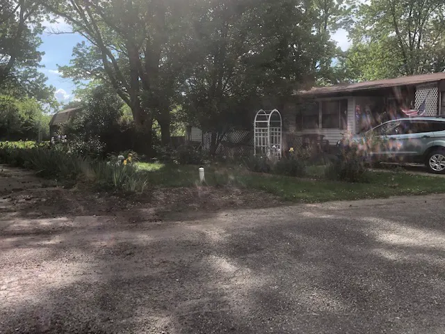 Whispering Pines Mobile Home Park 4