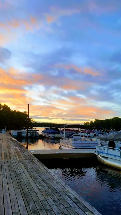 River Bay Premier Camping Resort 9