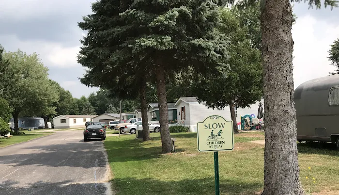 Meadowbrook Court 1